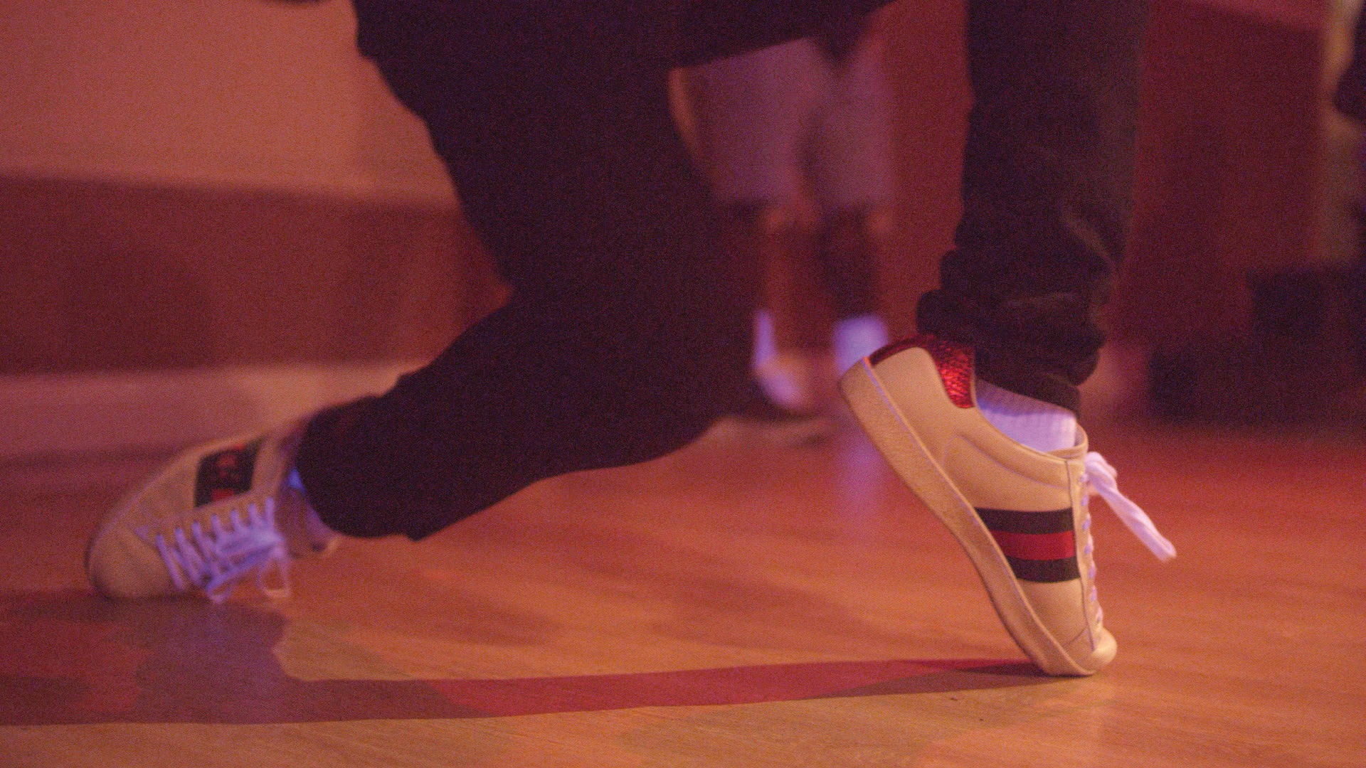 Lil’Buck Real Swan