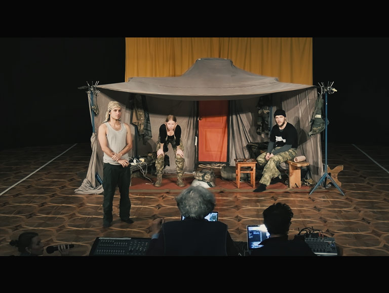 Au bord de la guerre, Ariane Mnouchkine et le Théâtre du Soleil à Kyiv